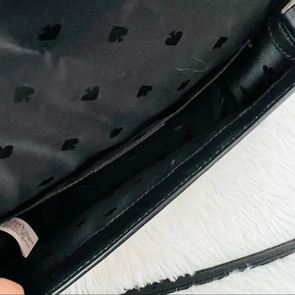 🍒 𝗞𝗮𝘁𝗲 𝗦𝗽𝗮𝗱𝗲 𝗖𝗮𝗿𝘀𝗼𝗻 𝗖𝗼𝗻𝘃𝗲𝗿𝘁𝗶𝗯𝗹𝗲 𝗖𝗿𝗼𝘀𝘀𝗯𝗼𝗱𝘆 - Picture 9 of 9